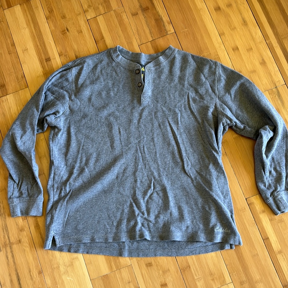 Cabela’s crew neck